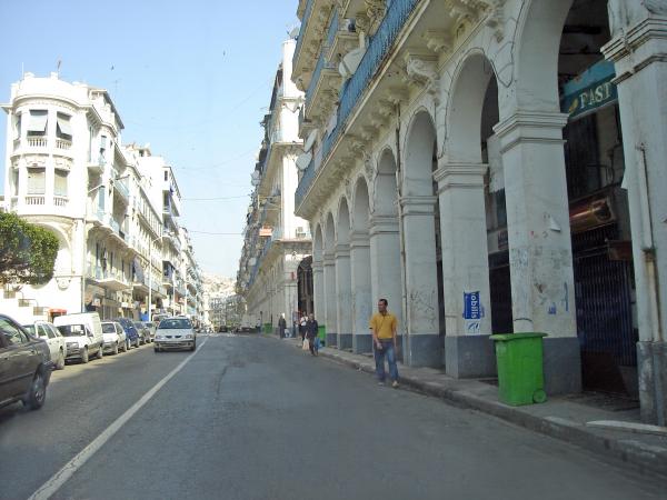 divers_rues_de_bab_el_oued-tn-photo-432